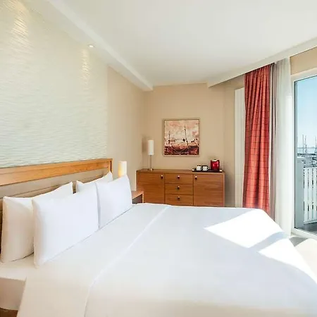 Lindner Hotel *